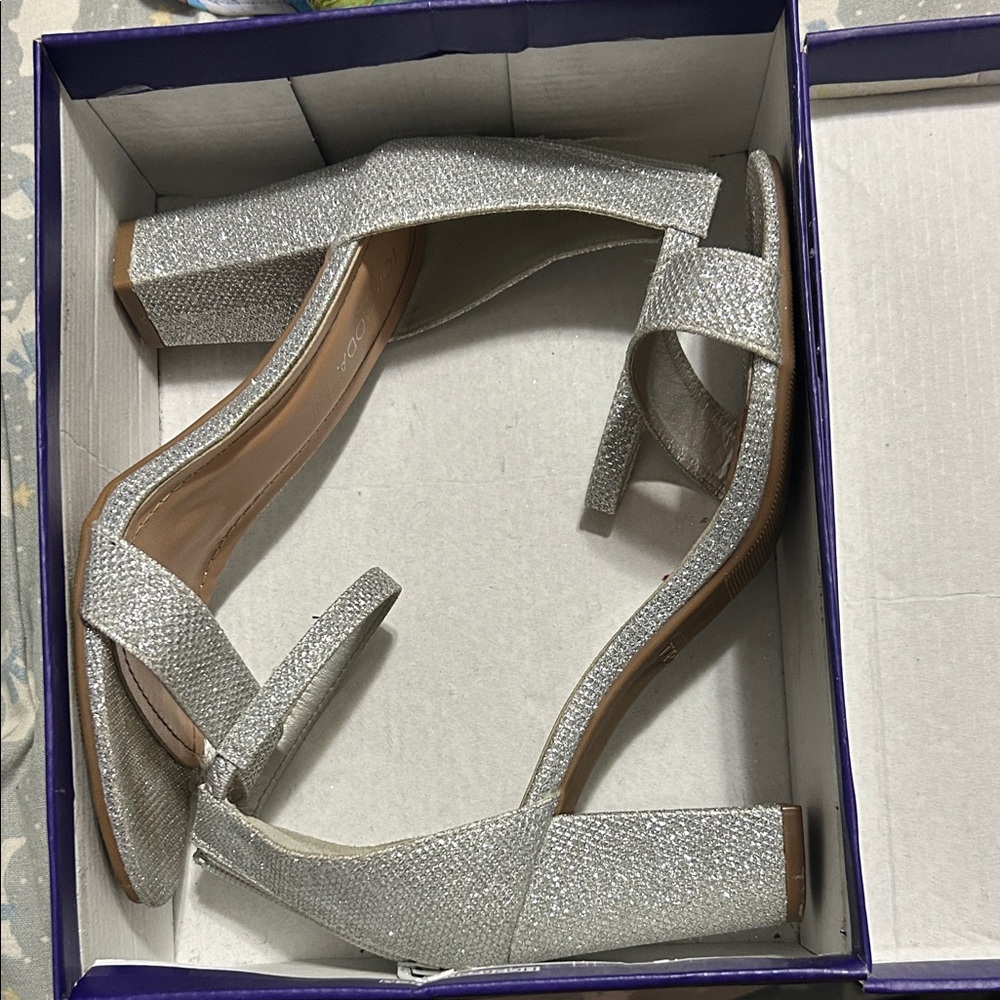 TOP Moda Glittering Silver Block Heels